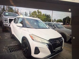 2023 Nissan Kicks