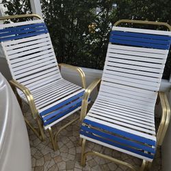Set Of 2 Old School Rocking Chairs