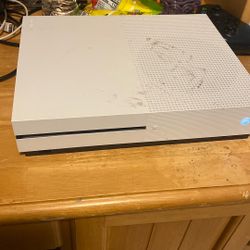 xbox one s with controllers and several games