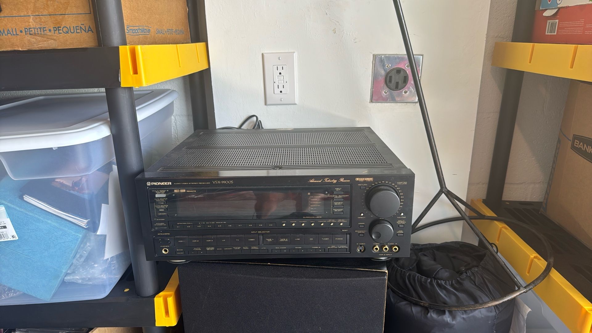 Stereo Sony And Pioneer ,System ,woofer ,5 Disc Loading System,stereo Receiver