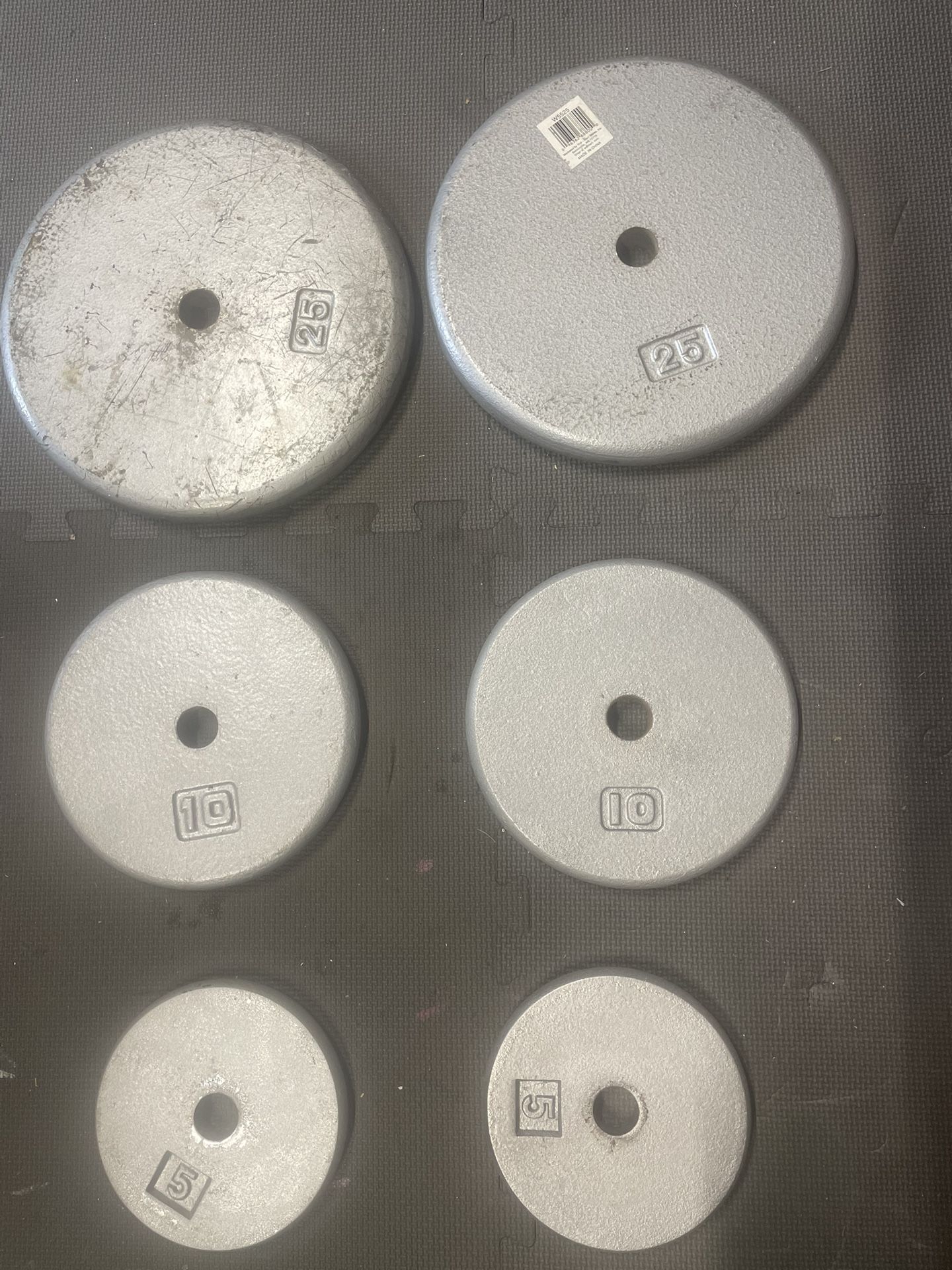 Weight Plates.       65 Dollars 