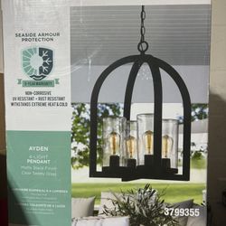 4-Light Matte Black Clear Glass Lamp