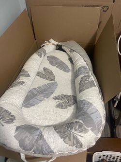 Baby lounger