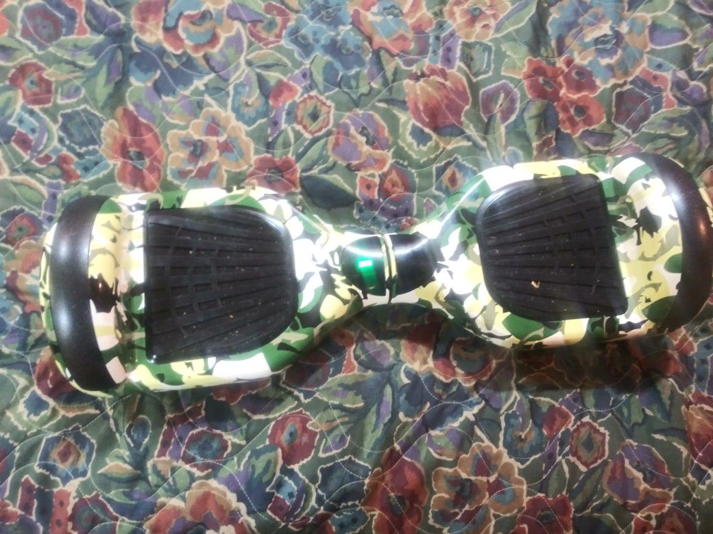 Nre camo hoverboard with bluetooth speaker