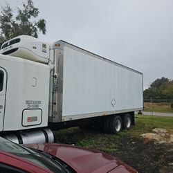 2011 Refer box 26 Feet With Thermo King Td 1000