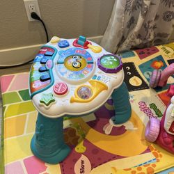 Baby Einstein Activity table 