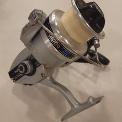 Shakespeare Alpha 070 2100 Series Spinning Reel