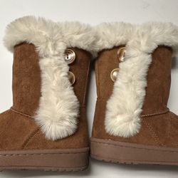 Fur Boots Big Kids Size 2 
