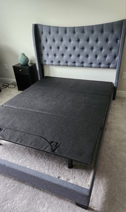 Queen bedframe/headboard