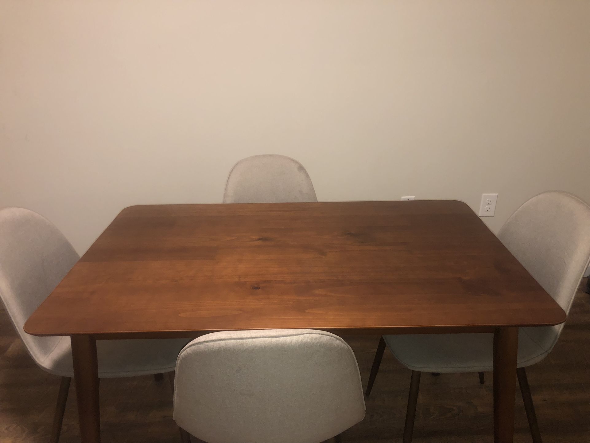 Dinning Table