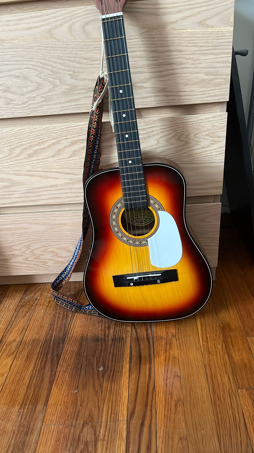 Lili Gios Leonardo Classical Guitar