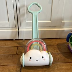 Skip hop popping push toy