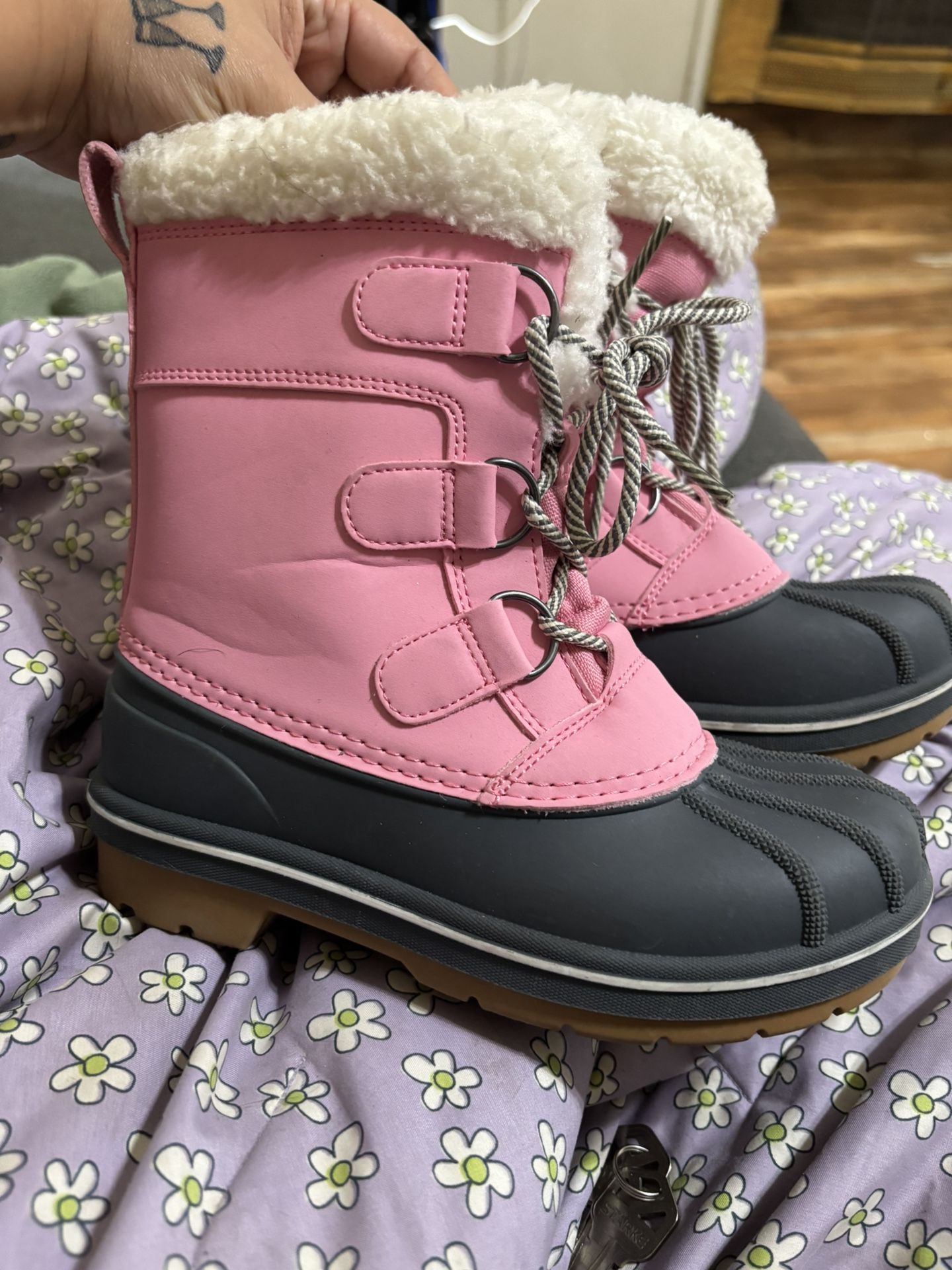 Girls Size 13 Snow Boots
