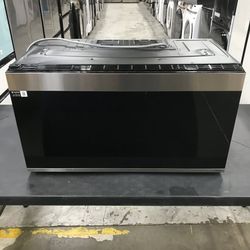 Samsung 2.1 cu. ft. Over-the-Range Smart Microwave