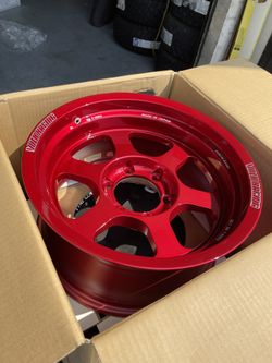 Rays Volk Te37xt 17x8.5 -10 Gloss Red