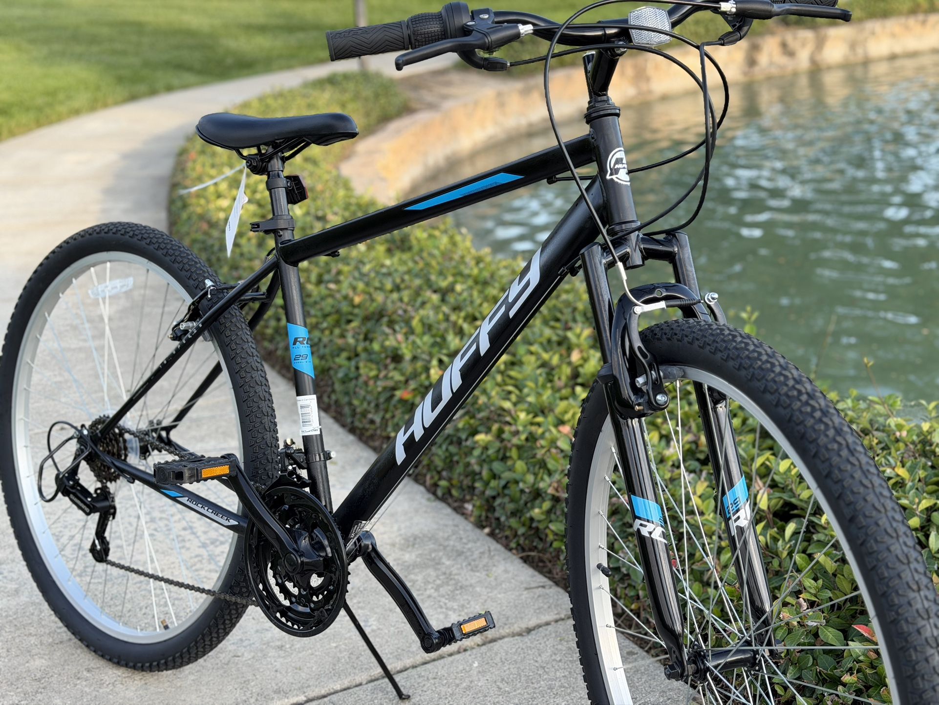 Brand New 2025 29-er Rockcreek 18spd Hardtail 29” Mountain Bike