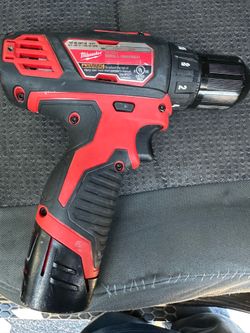 Milwaukee m12 drill