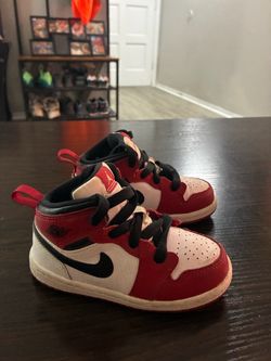 8c Jordan 1 mid SE