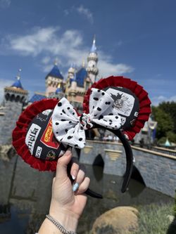Cruella De Vil Inspired Disney Ears🤍🖤
