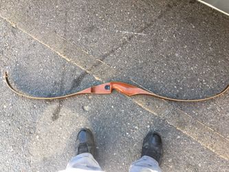 One Piece Red Wing Hunter Bow. Needs String