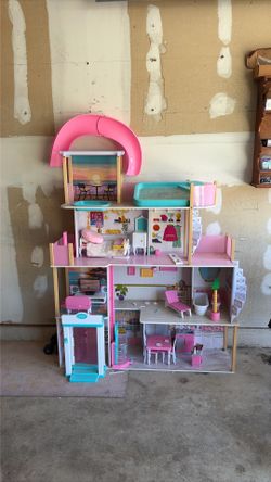 Doll house