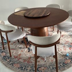 5 Chairs And Round Dining Table