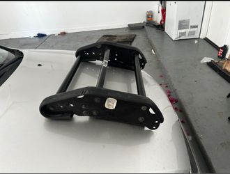 Push bumper bar