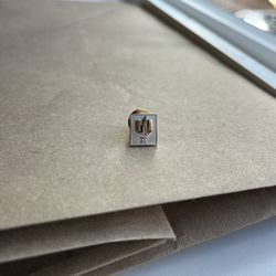 10k Gold insignia pin