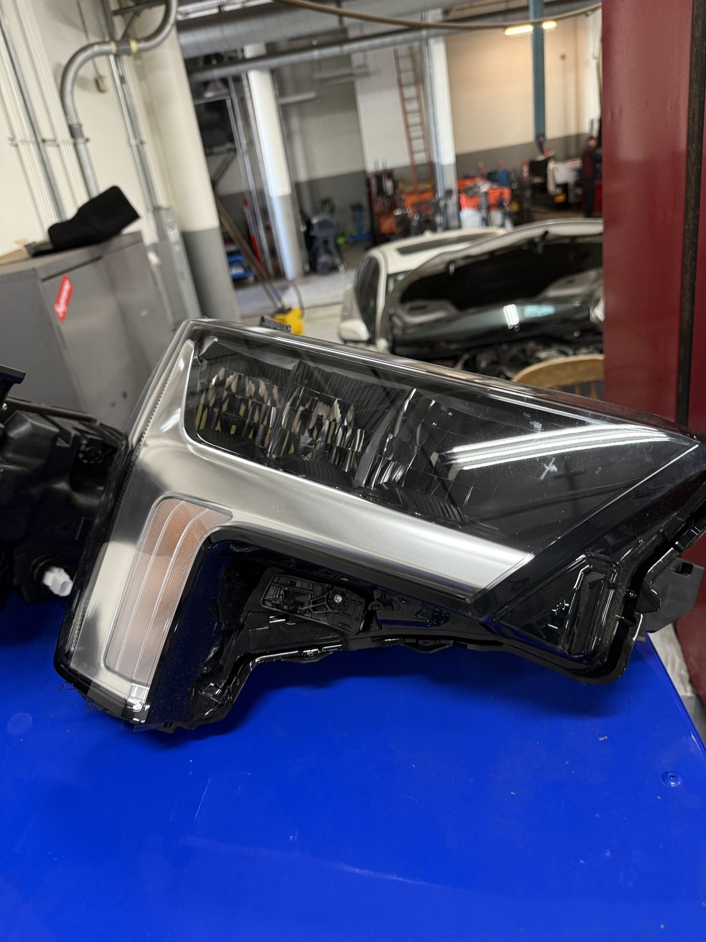 Tundra 2024 And 2025 Headlights  