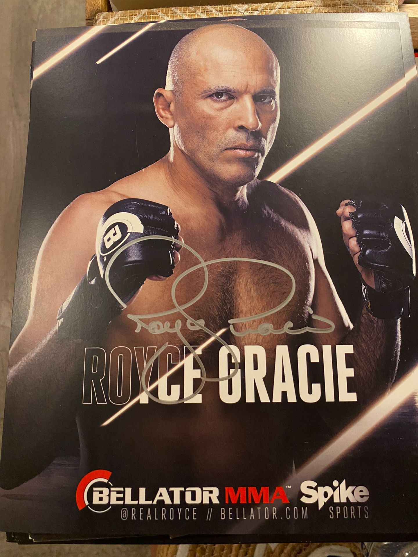 ROYCE GRACIE SIGNED UFC MMA LEGEND CHAMPION AUTO 8x10 PHOTO