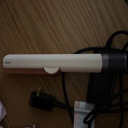 Dyson Pink Airstrait