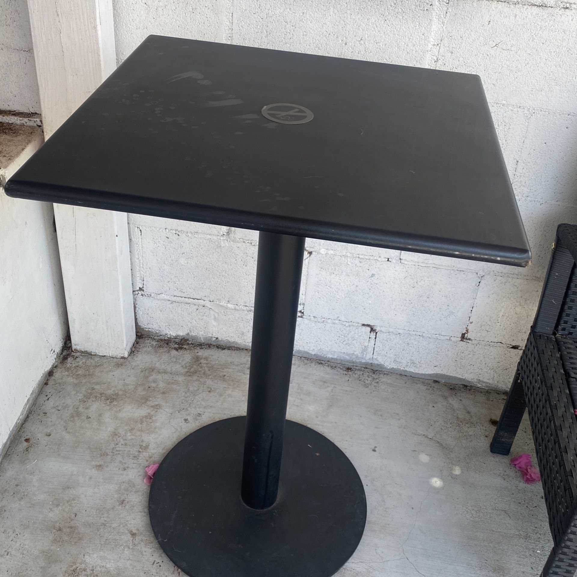 Outdoor Bar Table for Sale in Chino Hills, CA OfferUp
