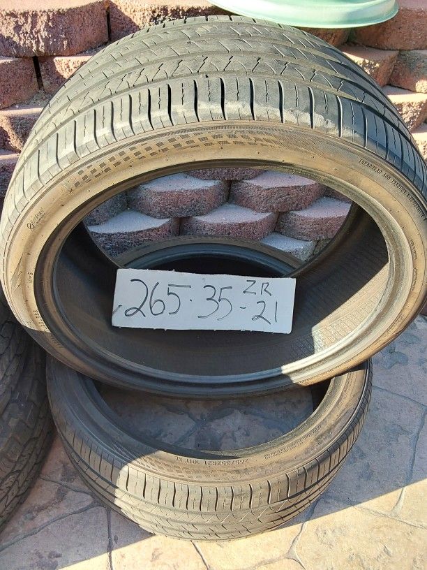 265. 35. ZR 21 2 TIRES