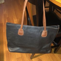 I Santi Genuine Italian Leather Tote Purse (Black with Brown Details)