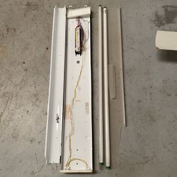 Florescent Light Fixture