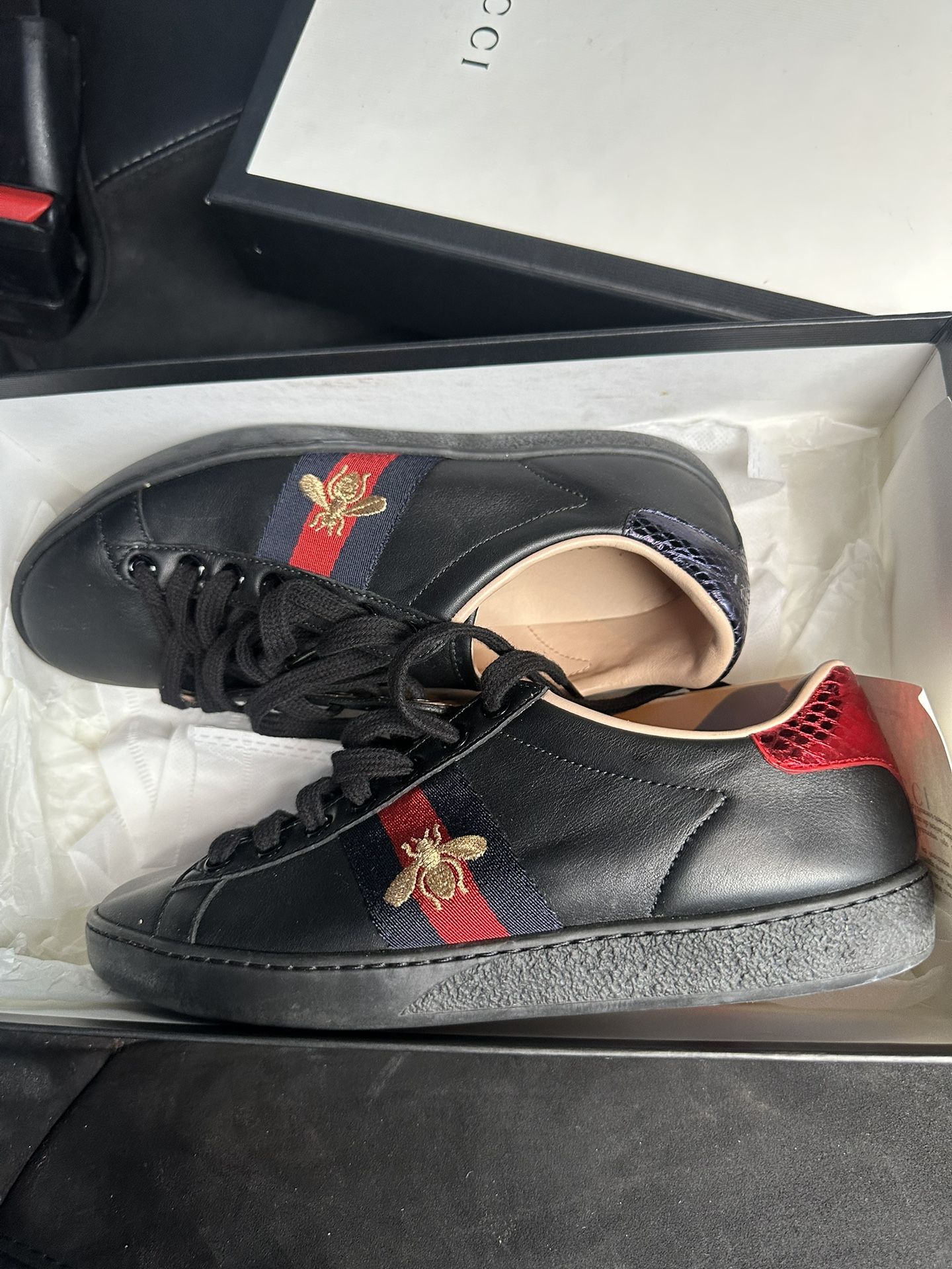 Gucci Women Shoes