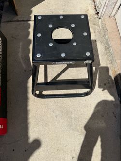 Dirt bike stand