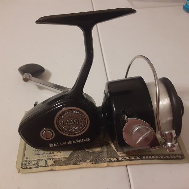 New Vintage Ted Williams 440 Spinning Reel