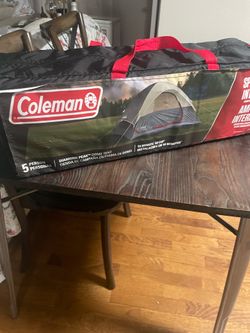 Nice 5 person Coleman tent ( new