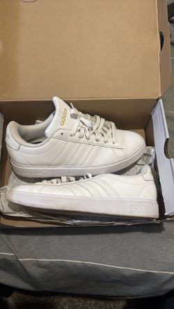 all white addidas