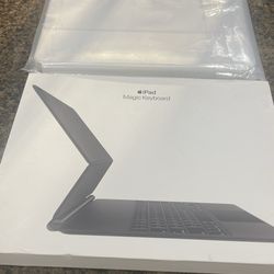 apple brand new magic keyboard black /white 