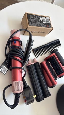 DYSON AIRWRAP MULTI STYLER WITH CASE AND ATTACHMENTS