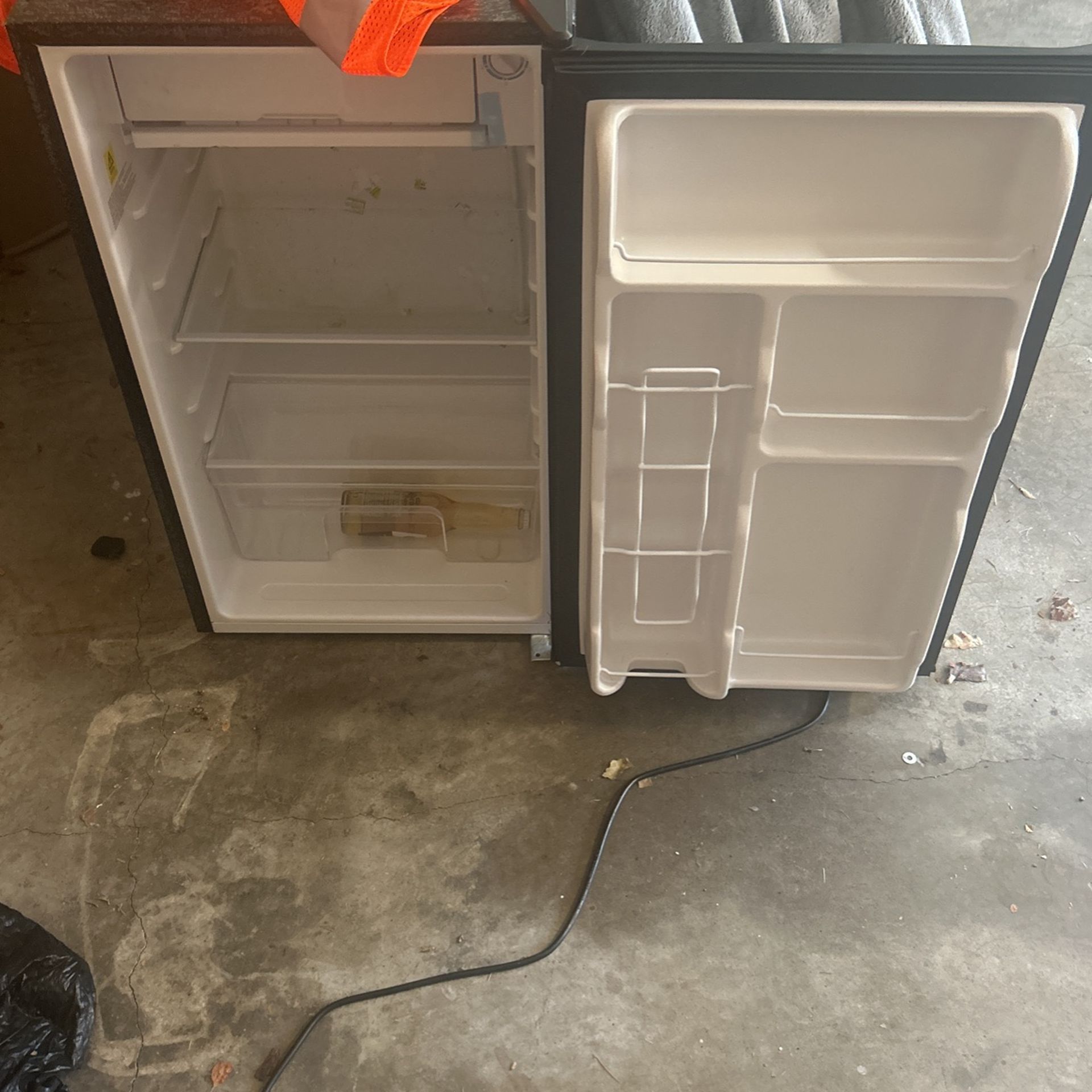 Mini Fridge