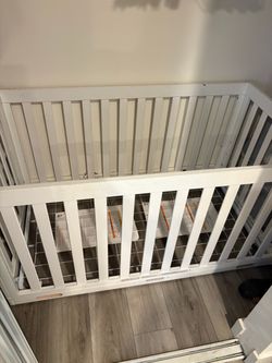Baby crib