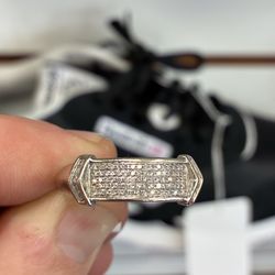 Diamond and 14kt gold ring
