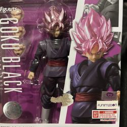 DRAGÓN BALL.   SH.   FIGUARTS.     GOKU.   BLACK
