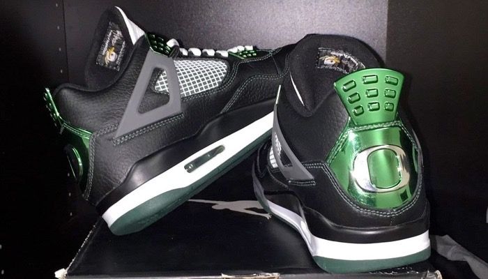 Jordan Oregon Duck 4s sizes 7-13 available