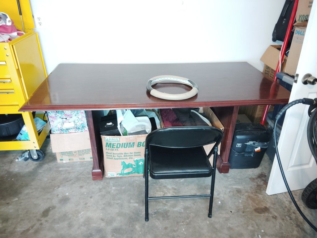 Executive Office Desk