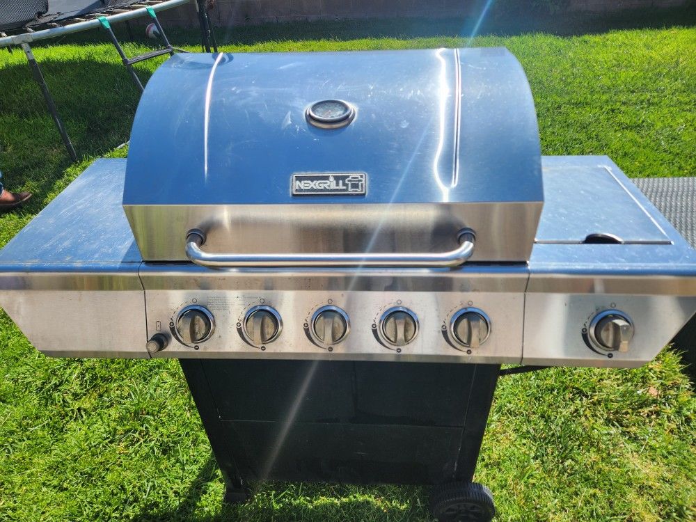 Propane Barbecue Grill $80 OBO