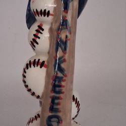 NY Yankees Ceramic Baseball, Cap And Bat Figurine